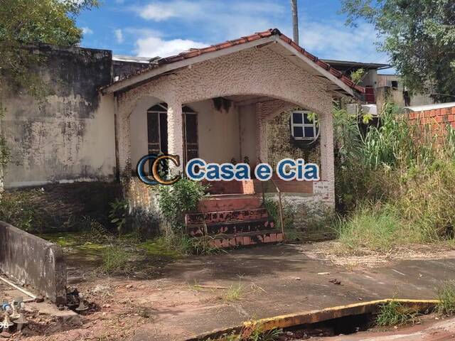 #08 - Casa para Venda em Diamantino - MT